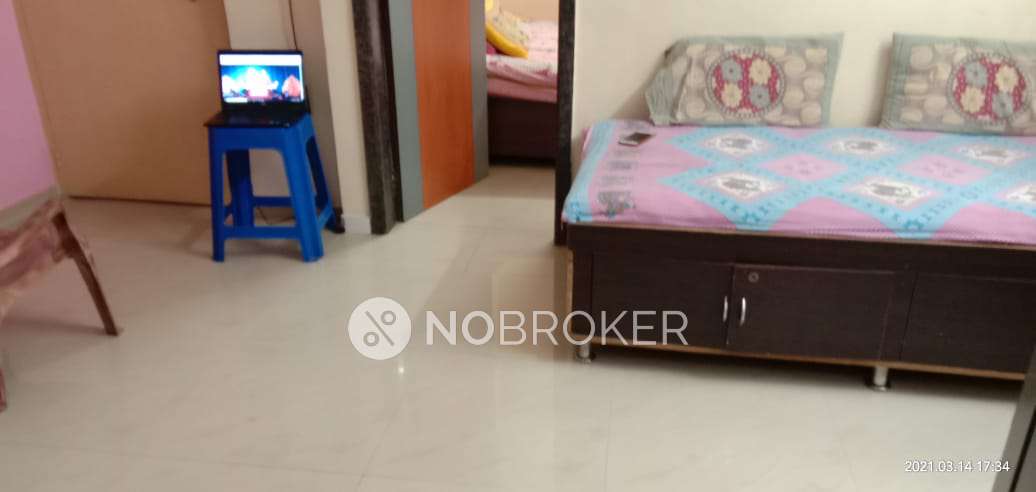 1 BHK Flat In Shreeji Vijay Chsl  for Rent  In Jawaharlal Ramsumer Yadav Marg, Kandivali West