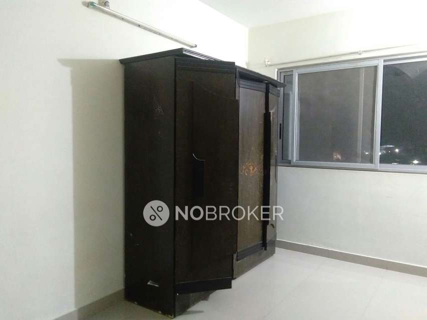 2 BHK Flat In Platinum  Apartment For Sale  In Peeranchuruvu 