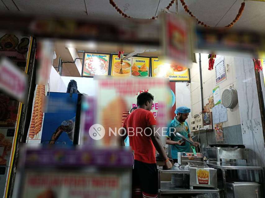 Shop in Dadar West, Mumbai for sale 