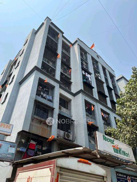 2 BHK Flat In Alpha  Park  For Sale  In Ghatkopar West