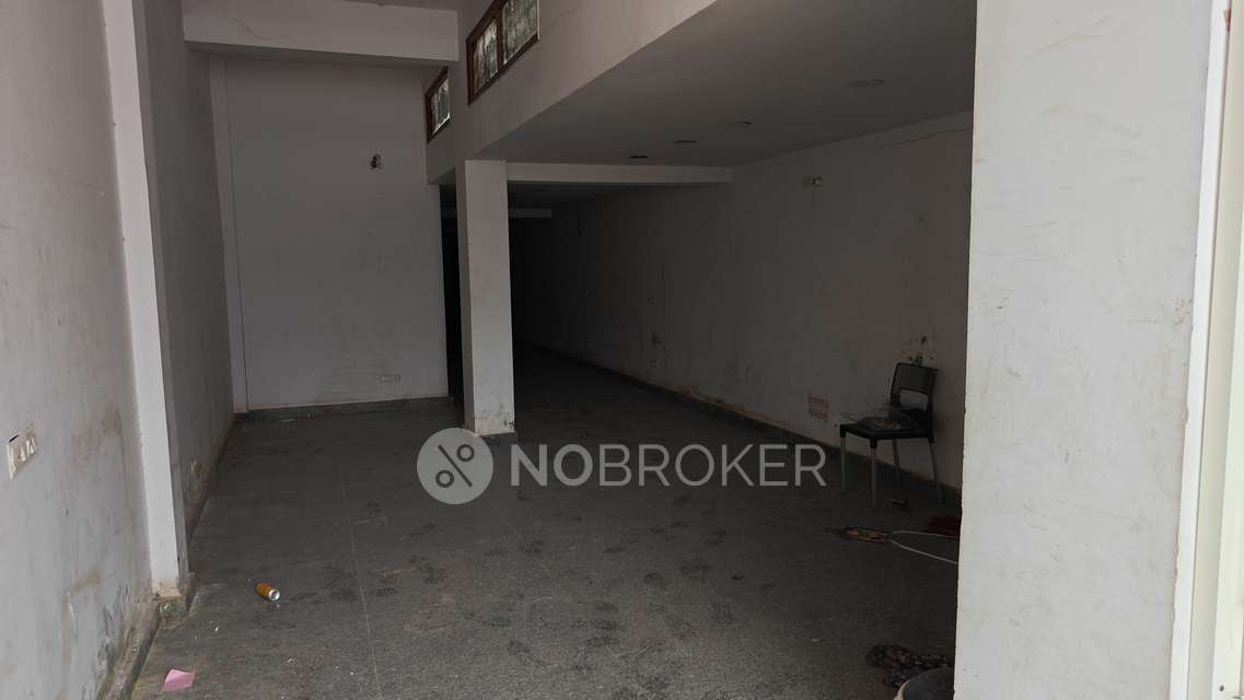 Godown/Warehouse in Rohillapur, Noida for Rent 