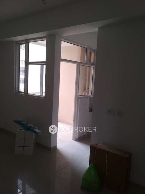 2 BHK Flat In Ajnara Homes For Sale  In Sector-16b