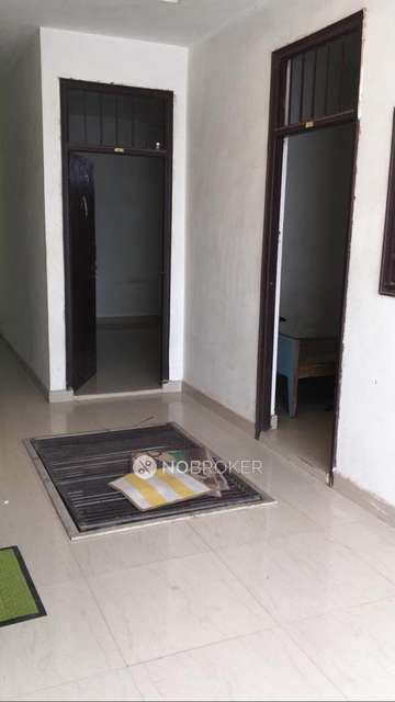 1 RK House for Rent  In Sector 45