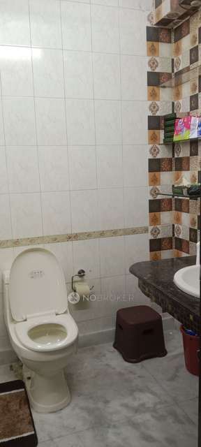 4 BHK Flat For Sale  In Hauz Khas 