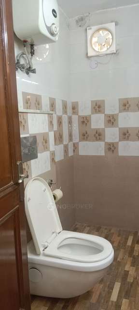 4 BHK Flat For Sale  In Hauz Khas 