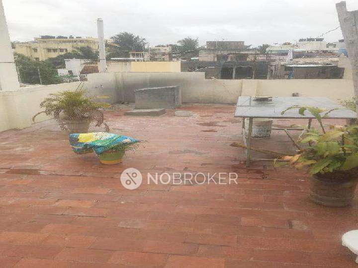 1 RK House for Rent  In Wilson Garden