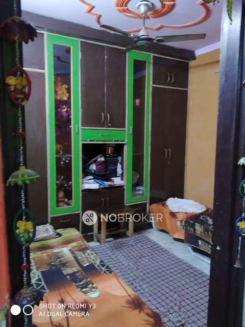 2 BHK Flat For Sale  In Azadpur