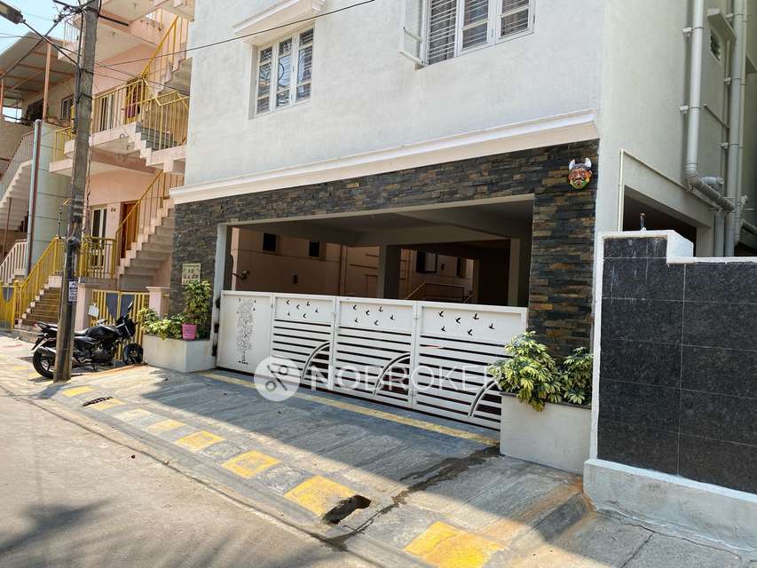 1 BHK Flat In Standalone Building, Padmanabhanagar for Rent  In Banashankari