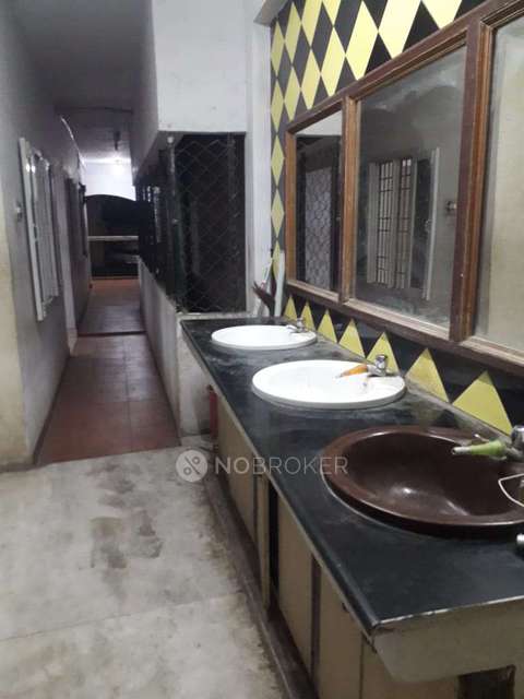 PG for Boys in Nungambakkam