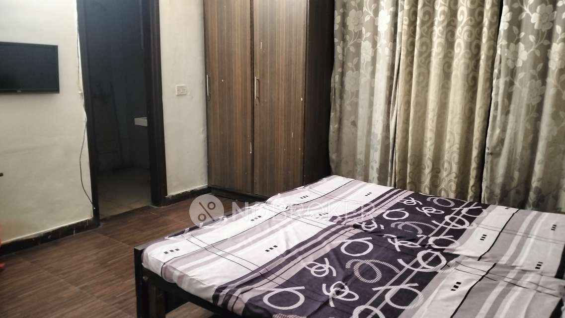 PG for Boys in Sector 45