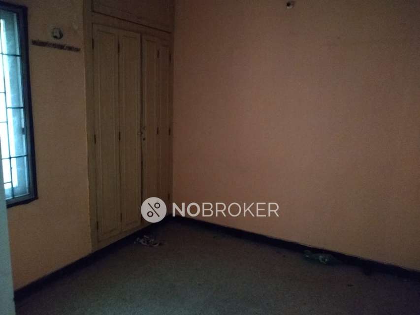 2 BHK Flat In Apartment For Sale  In Kodambakkam, 