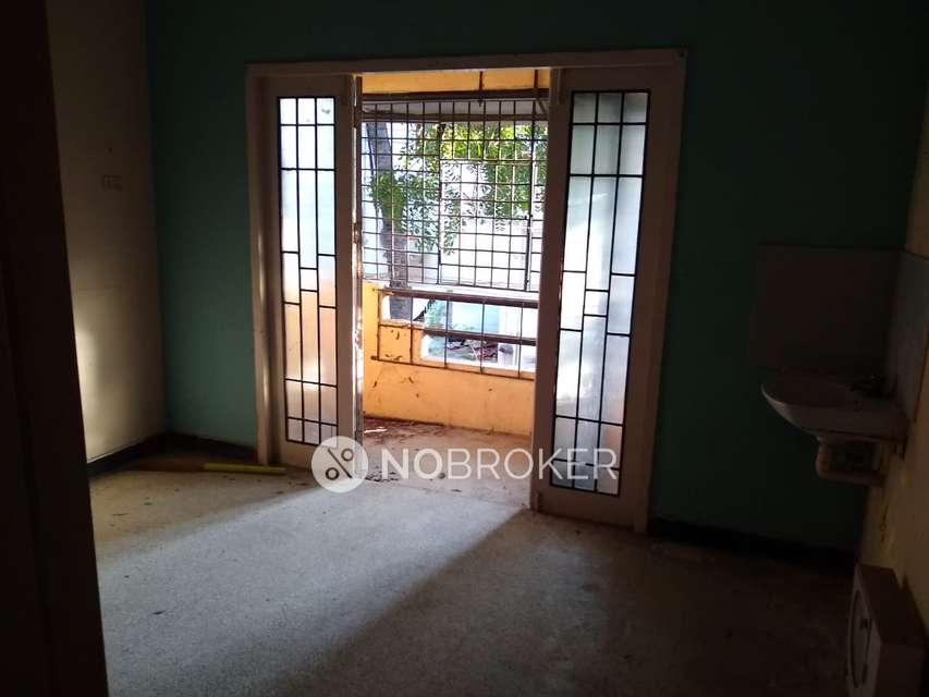 2 BHK Flat In Apartment For Sale  In Kodambakkam, 