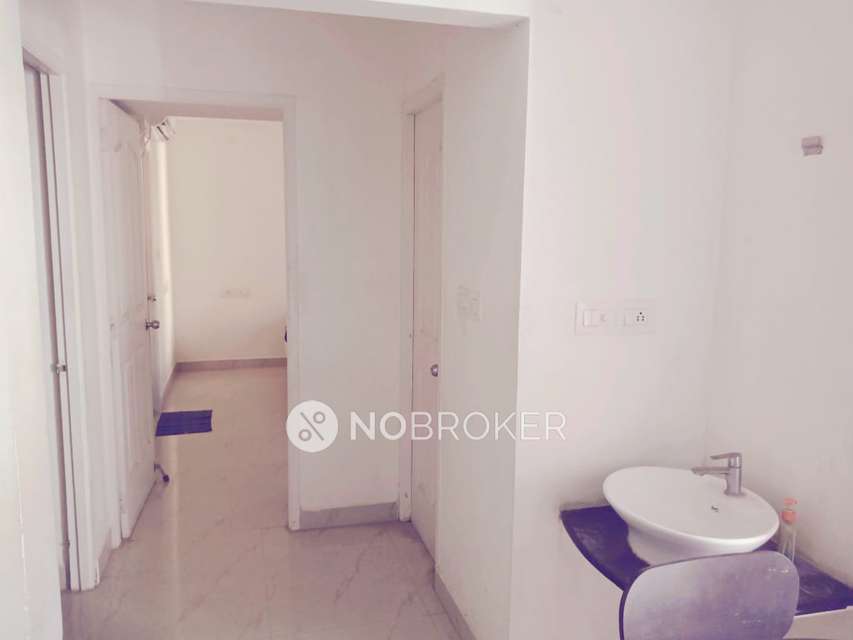 2 BHK Flat In The Royal Castle For Sale  In Chromepet