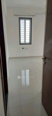 2 BHK Flat In Magnova Manor Phase 2 for Rent  In Wakad