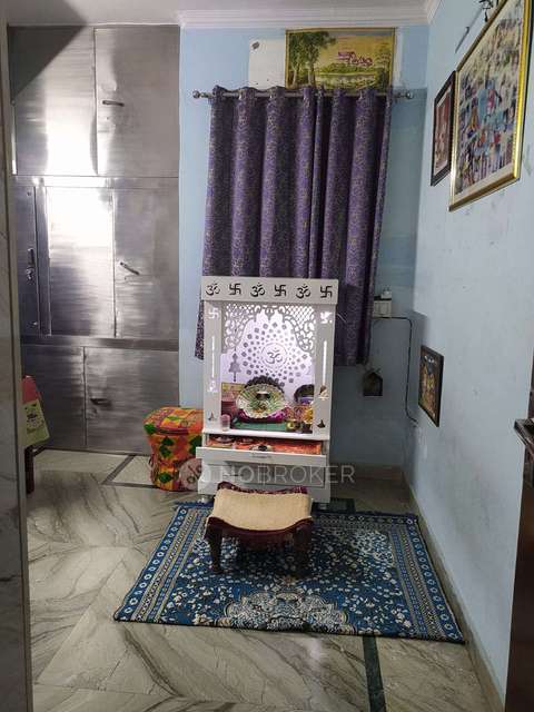 4 BHK Flat For Sale  In Govindpuri