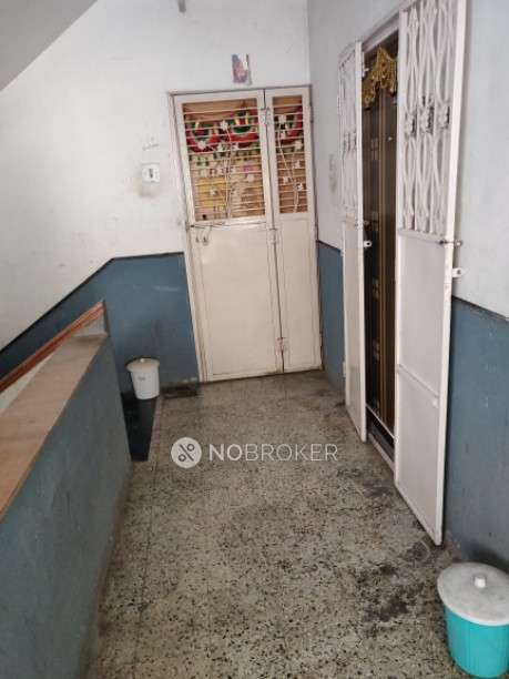 2 BHK Flat In Shantiban Co-op Housing Society For Sale  In Vishrantwadi