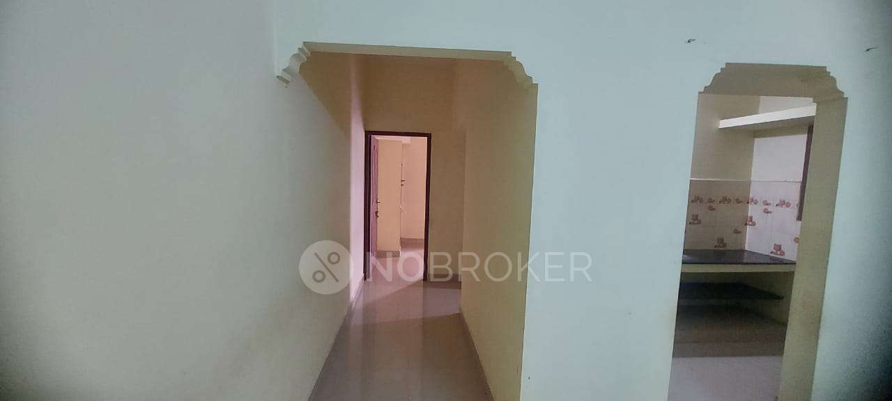 2 BHK Flat In Sriram Apartment For Sale  In Medavakkam