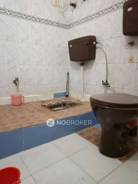 4 BHK Flat In Jai Durge Apartments For Sale  In Shalimar Garden Extention 2