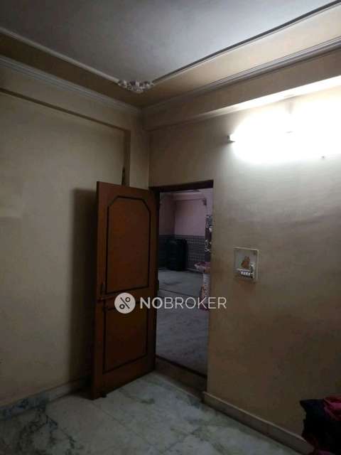 4 BHK Flat In Jai Durge Apartments For Sale  In Shalimar Garden Extention 2