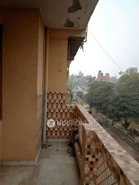 4 BHK Flat In Jai Durge Apartments For Sale  In Shalimar Garden Extention 2