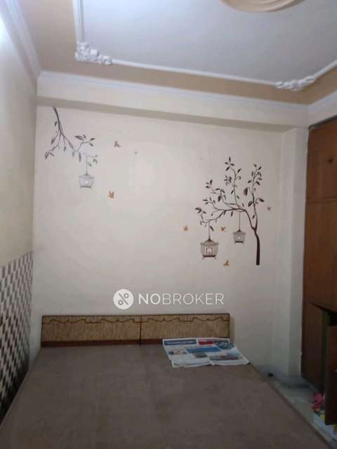 4 BHK Flat In Jai Durge Apartments For Sale  In Shalimar Garden Extention 2