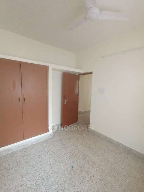 1 BHK Flat In Serene Apartment  For Sale  In Vijayanagar 