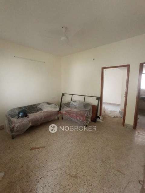 1 BHK Flat In Serene Apartment  For Sale  In Vijayanagar 