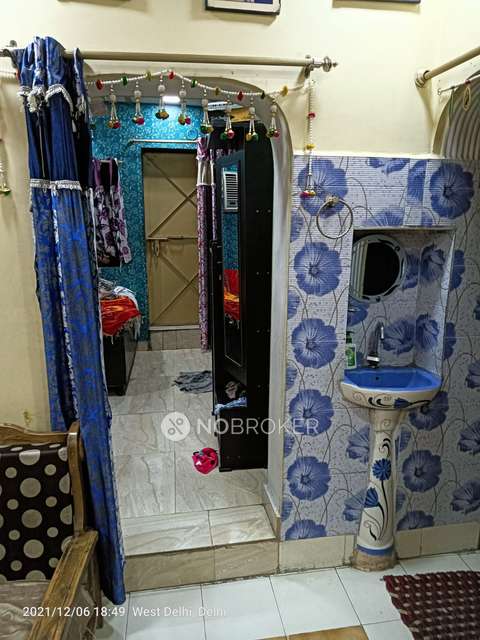 2 BHK Flat In Dda Flat For Sale  In Patel Nagar