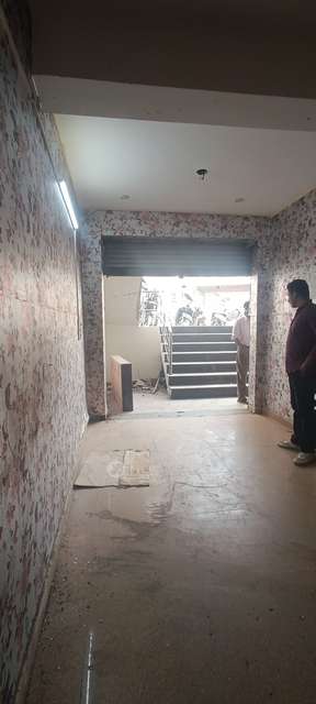 Shop in Sector 104, Noida for Rent 