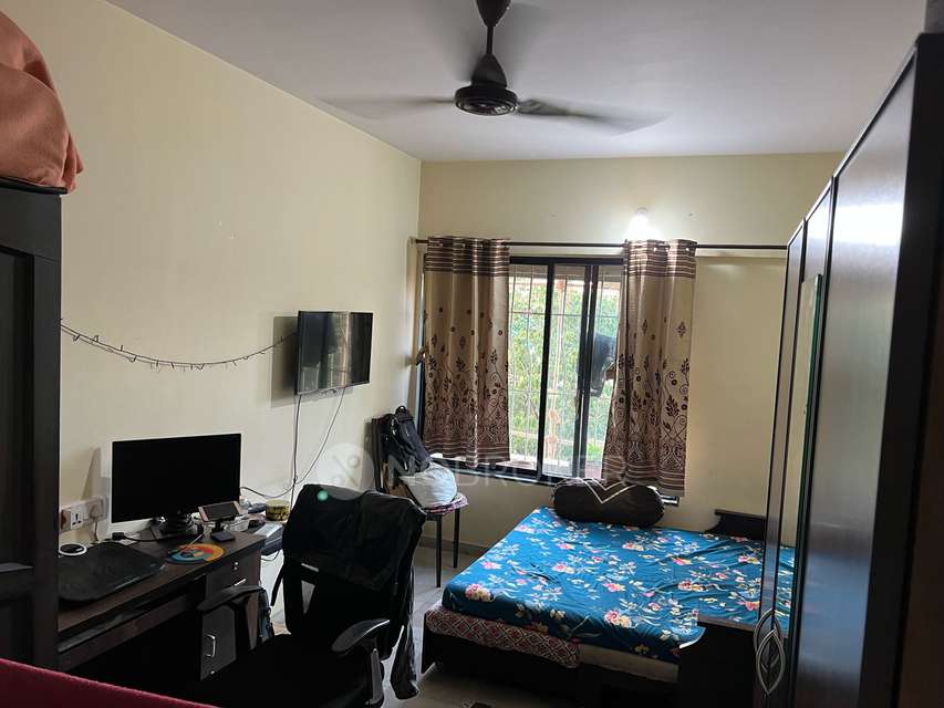 2 BHK Flat In Shivalaya Chsl for Rent  In Dahisar East