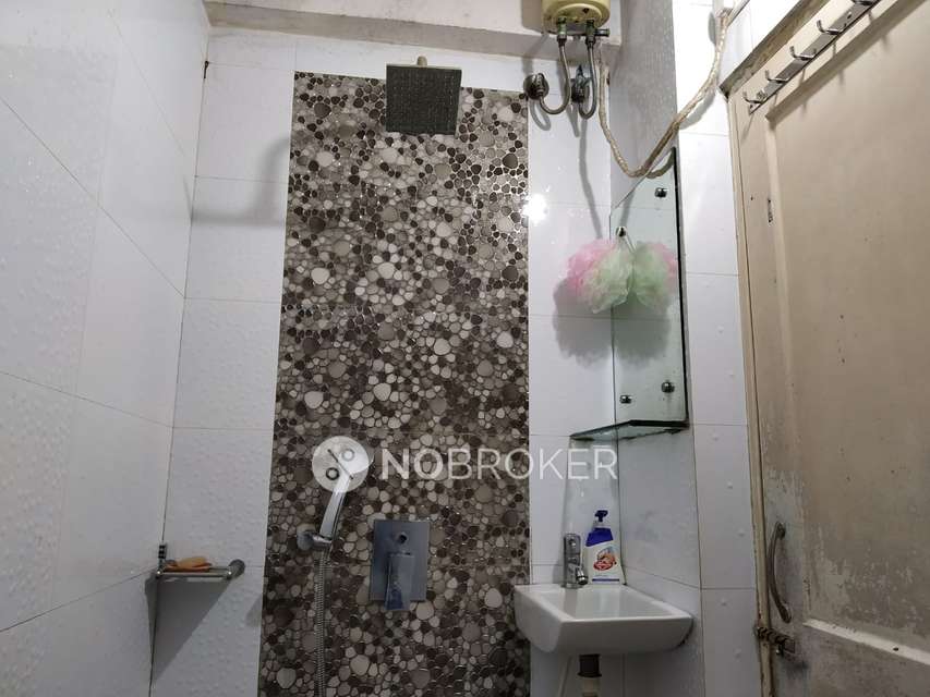 2 BHK Flat In Gulmohar Chs For Sale  In Sion