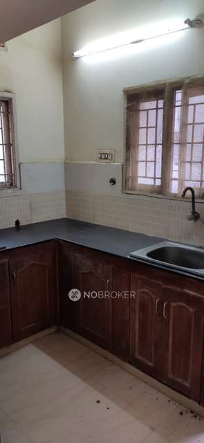 2 BHK Flat In Emerald Block For Sale  In Pallikaranai