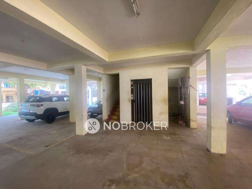 2 BHK Flat In Emerald Block For Sale  In Pallikaranai