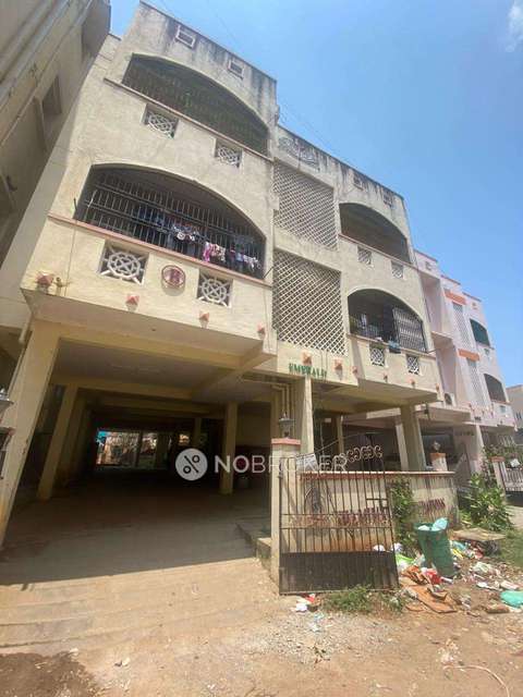 2 BHK Flat In Emerald Block For Sale  In Pallikaranai