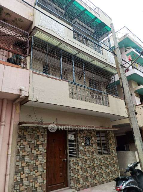 2 BHK Flat for Rent  In Azad Nagar