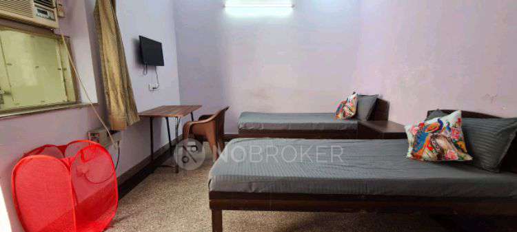 PG for Boys in Sector 46