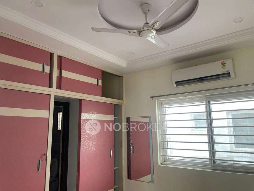 3 BHK Flat In Jains Ravi Gayathri Heights for Rent  In  Hitec City