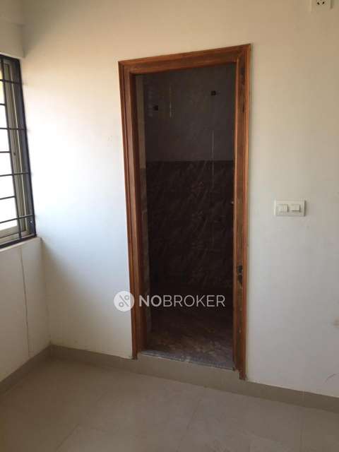 2 BHK Flat In Garden Residency  For Sale  In Bommasandra
