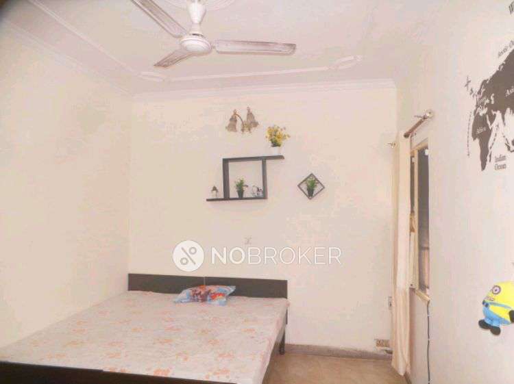 4 BHK Flat For Sale  In Sidhartha Extension