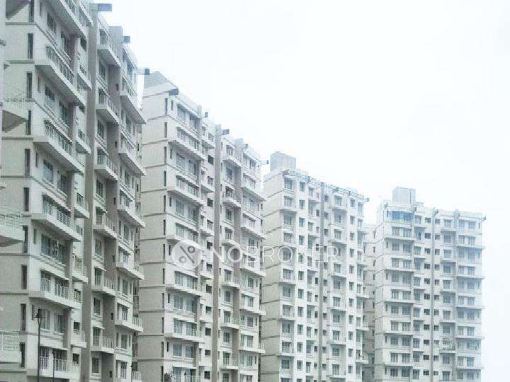 2 BHK Flat In The Lake District For Sale  In Kondhwa Budrukh