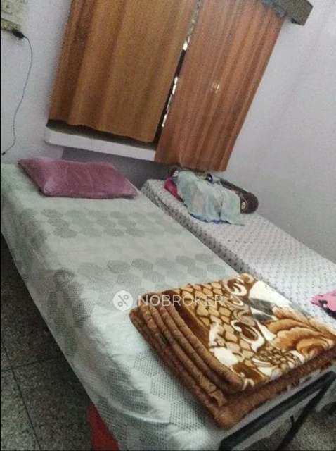 PG for Girls in Janakpuri 