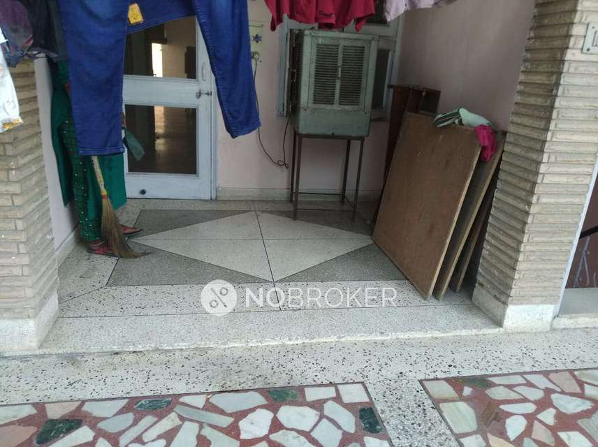 PG for Girls in Janakpuri 