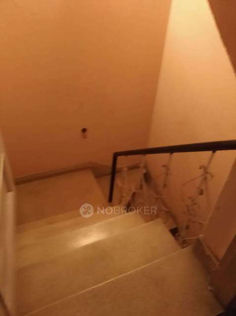 PG for Girls in Janakpuri 