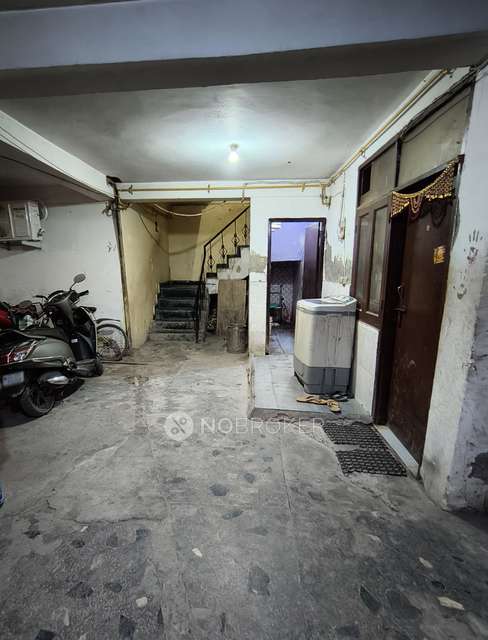 2 BHK Flat In Aditya Apartment  for Rent  In Sainik Farm