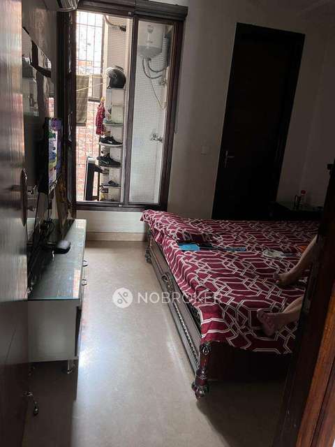 3 BHK Flat For Sale  In Vikaspuri