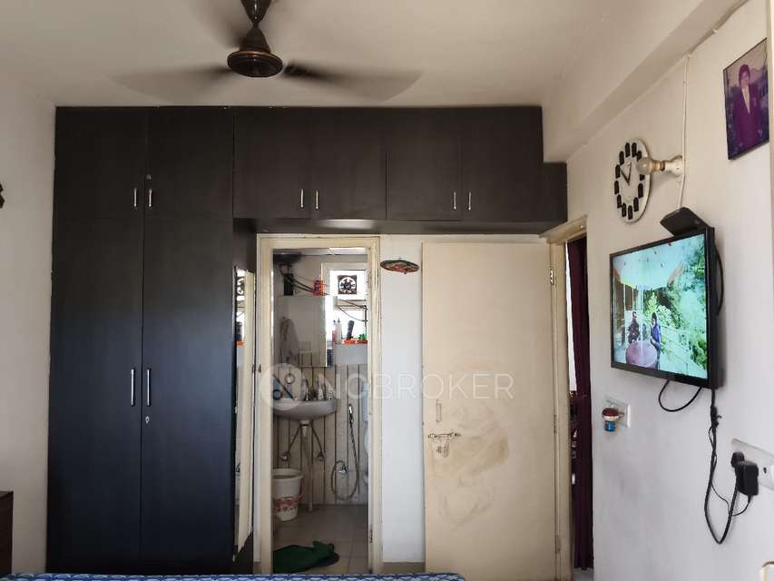 2 BHK Flat In Hcbs Sports Ville for Rent  In Sector 61