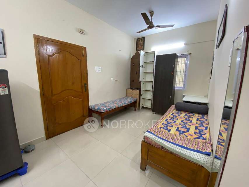 2 BHK Flat for Rent  In Gokul's Padmalayam Apartments