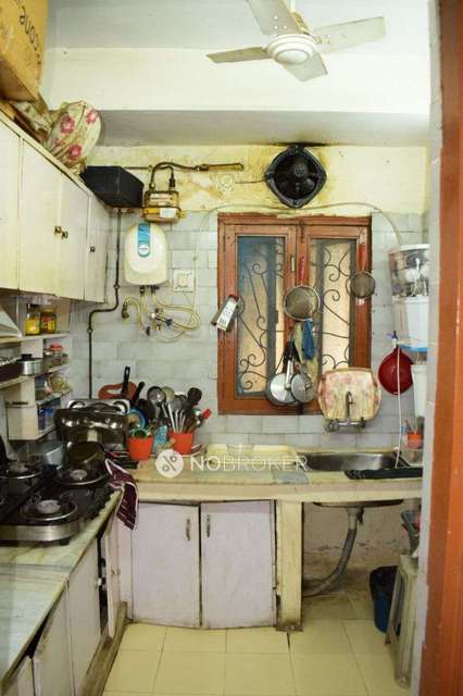 3 BHK Flat In Paradise Apartments, Patparganj for Rent  In Patparganj