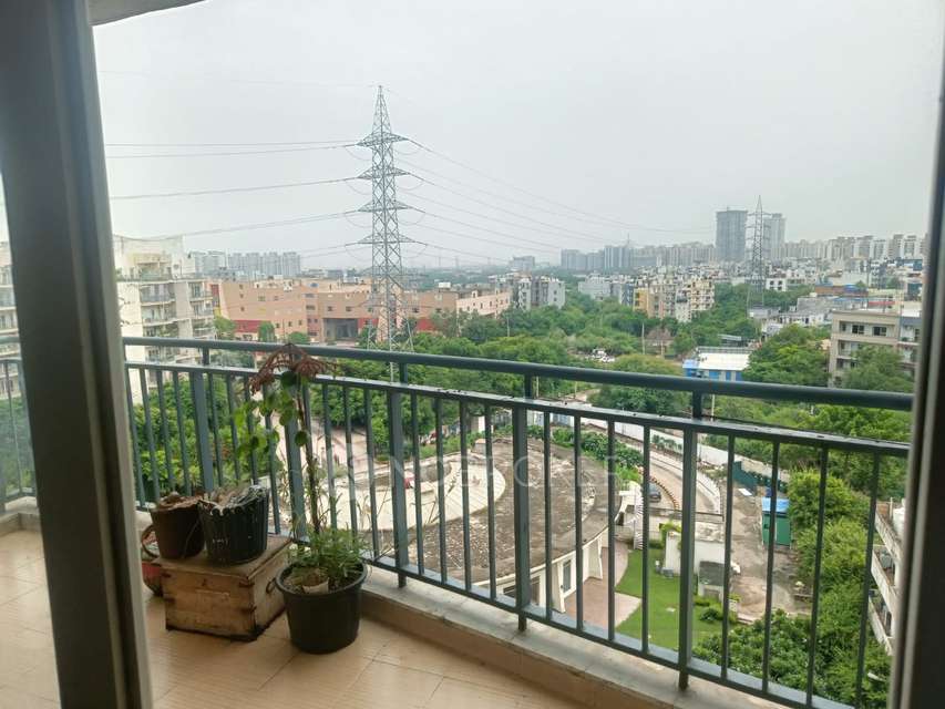 3 BHK Flat In Apartment For Sale  In Sector 72