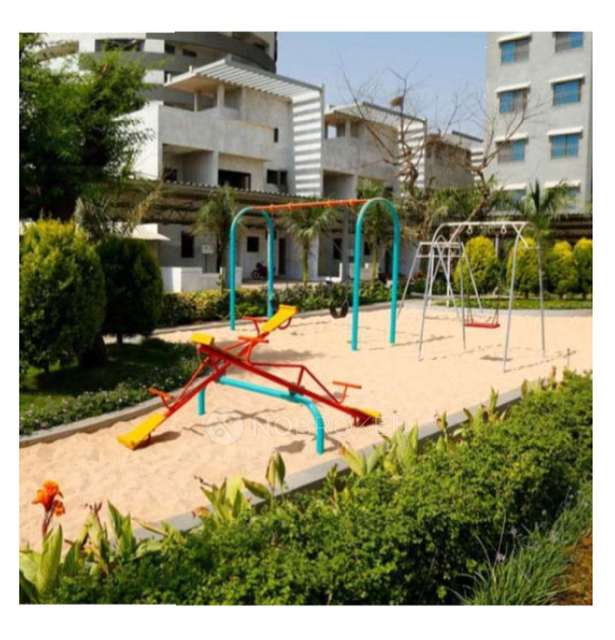 2 BHK Flat In Silver Stone for Rent  In Handewadi